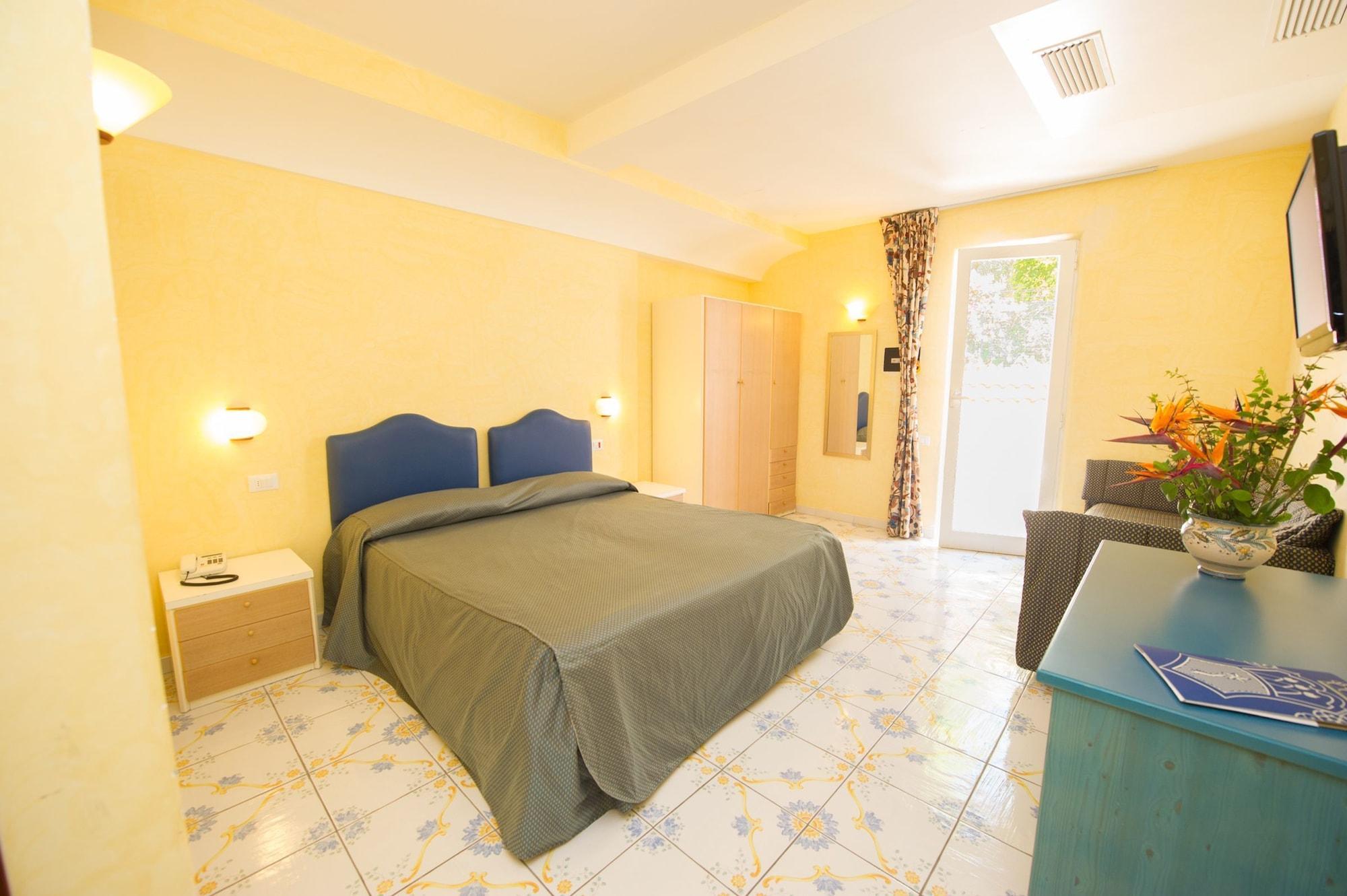 Hotel L'Approdo Casamicciola Terme Luaran gambar