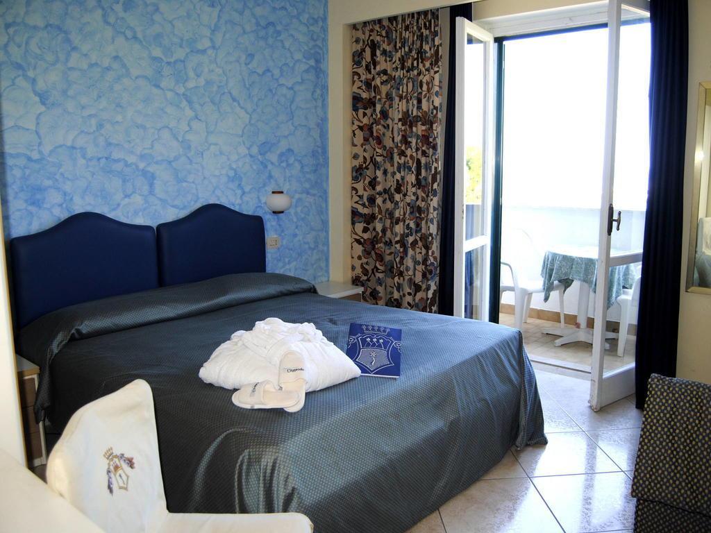 Hotel L'Approdo Casamicciola Terme Luaran gambar