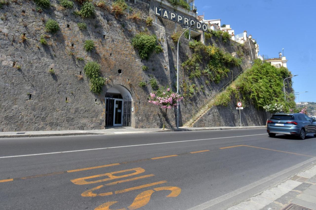 Hotel L'Approdo Casamicciola Terme Luaran gambar